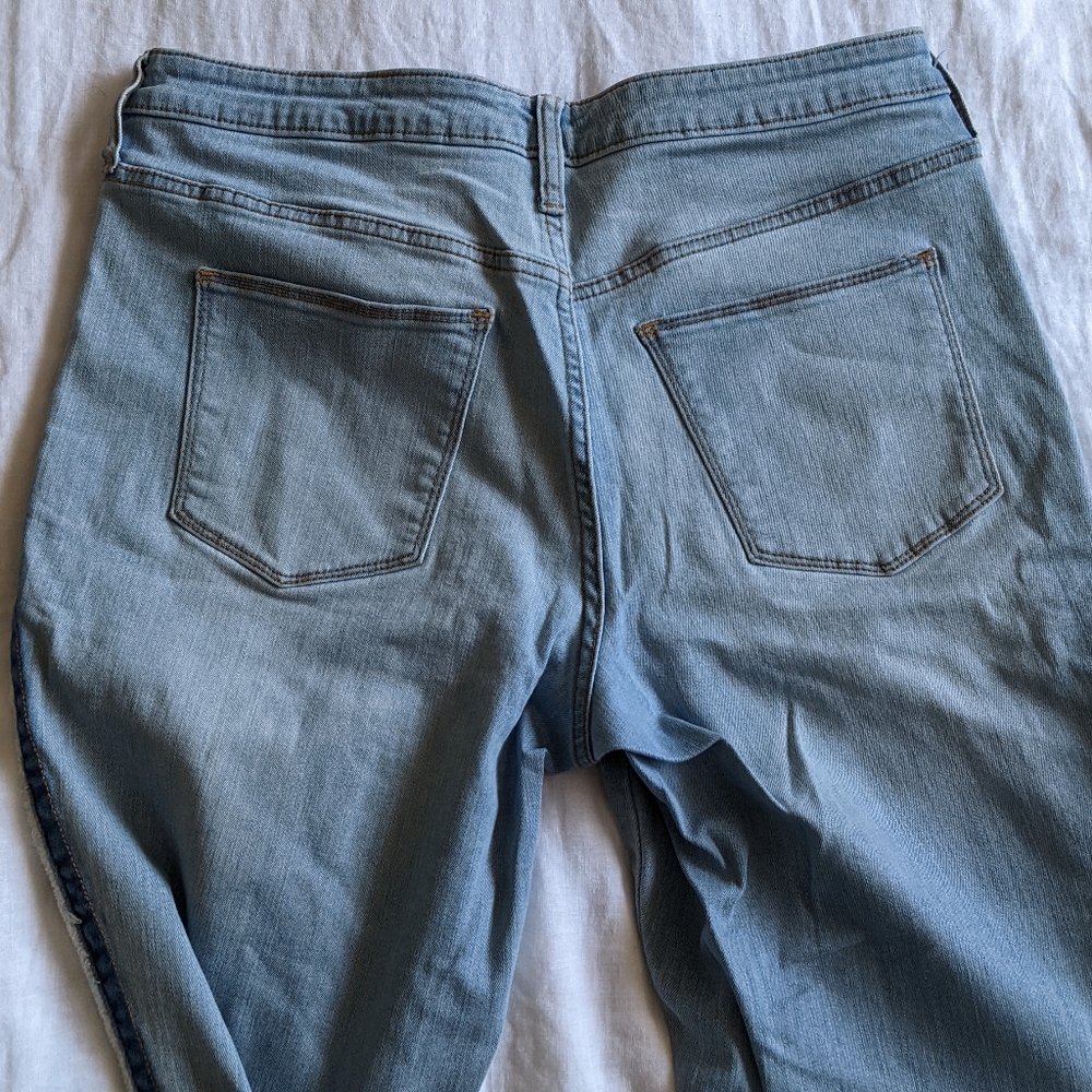 Universal Thread Jeans - Picture 2 of 5